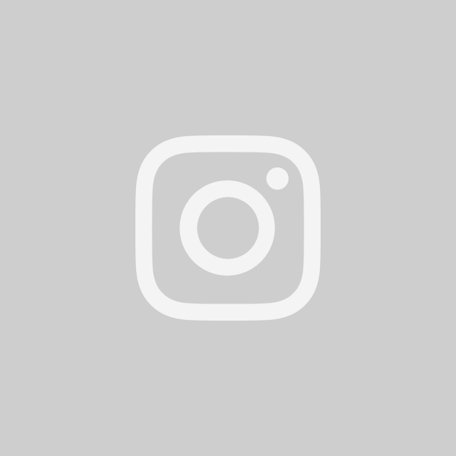 星野の“界”23日オープンらしぃ🎊

どんな感じに仕上っとんか夕方行ってみたけどさすがに星野ともなると余裕じゃのう ( ꒪Д꒪)

トレーニング終えてもはやオープン待つばかりィィイ(๑و•̀Δ•́)و  てか、、、

因みに入口さえ全然わからん作りじゃけどエントランスは海側でこの裏手からくぐって行くらしぃ

ところで日帰り入浴わぁ……ナイか……

まーまースルんでどっかから偵察予算出んとワシよう行かん💦

いじょ、

#星野リゾート #界宮島 #いよいよオープン #宮島高級ホテル #誰か偵察行ってくれ

【広島・宮島観光に便利｜おもてなしホステル宮島】

おもてなしホステル宮島は、広島県廿日市市・地御前にあるホステル（ゲストハウス）です。
Hiroden Miyajima Lineの地御前駅から徒歩圏内、宮島口から電車で3駅の立地にあります。

広島市内からはバイパスで一直線のため、車でのアクセスも良好。
Miyajimaguchi Ferry Terminalまで車で約7分、Hiroshima中心部までは車で約30分と、宮島観光・広島観光の拠点として便利なロケーションです。

当施設はゲストハウスタイプのため、客室内にバス・トイレはありません。
トイレは各階共用、シャワーは各階4ブース（合計12ブース）あり、24時間ご利用可能です。
シャンプーやボディソープも完備しています。
アメニティはフロントのアメニティバイキング形式でご自由にお取りいただけます。

1階には広々とした共用ラウンジがあり、
売店・レストラン・バーなどの施設を併設しています。
また、漫画コーナー・テレビゲーム・卓球・キッズスペースなどがあり、ファミリーやお子様連れのお客様にも人気の宿泊施設です。
キッチン・調理器具・調味料も完備しており、長期滞在や自炊にも対応しています。

周辺には、地御前漁港や牡蠣工場、釣りスポットなど瀬戸内海�